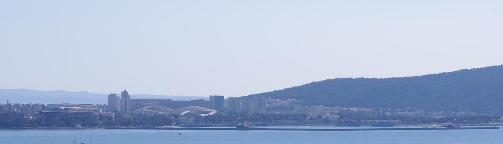 Apartment Lumago Kastela Bagian luar foto