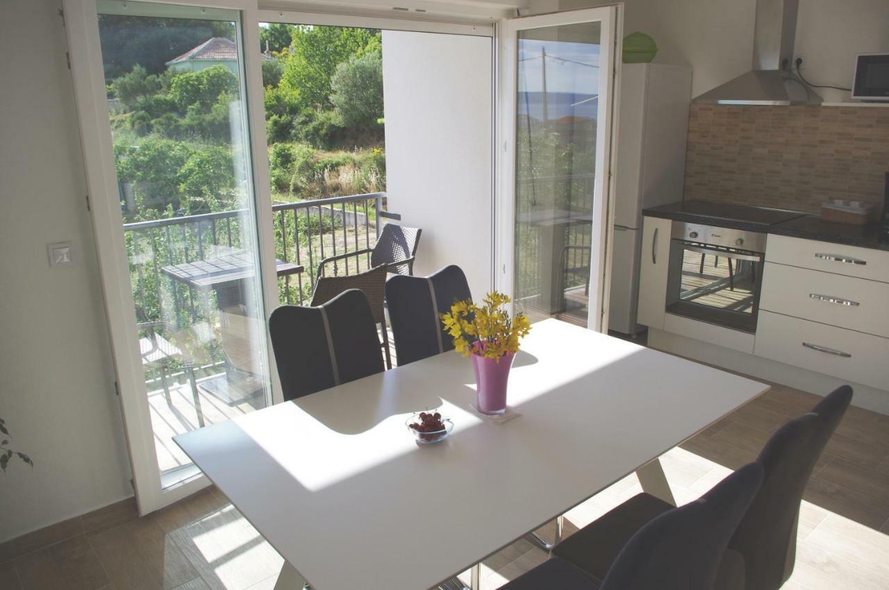 Apartment Lumago Kastela Bagian luar foto