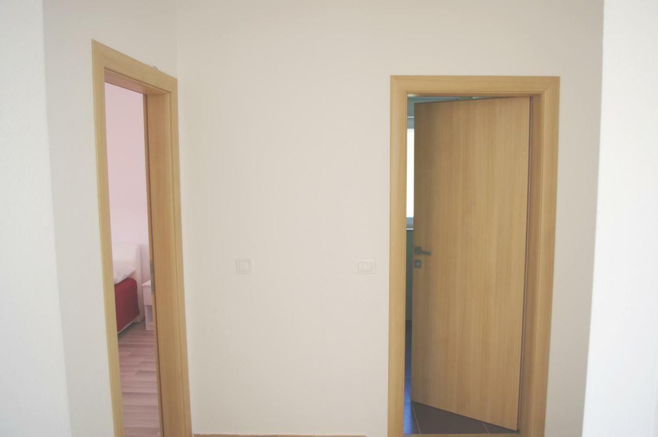 Apartment Lumago Kastela Bagian luar foto