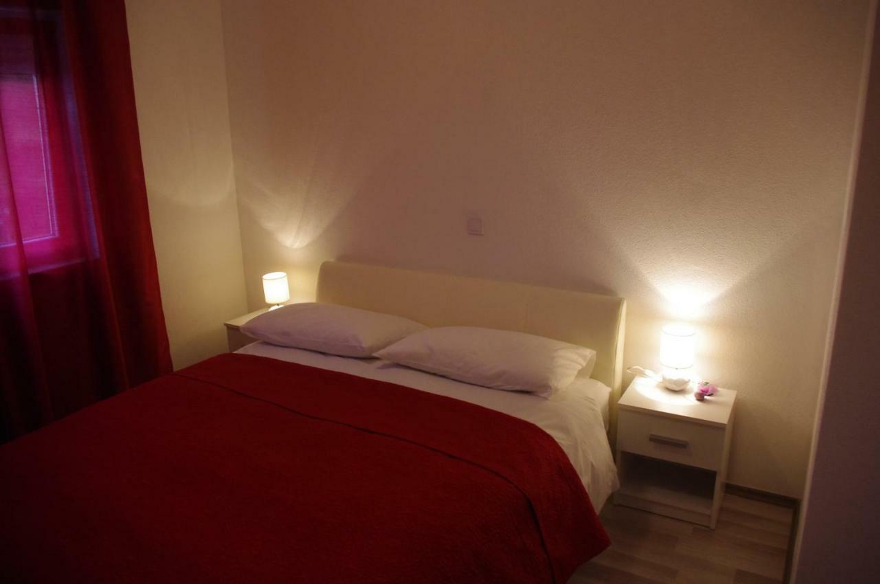 Apartment Lumago Kastela Bagian luar foto